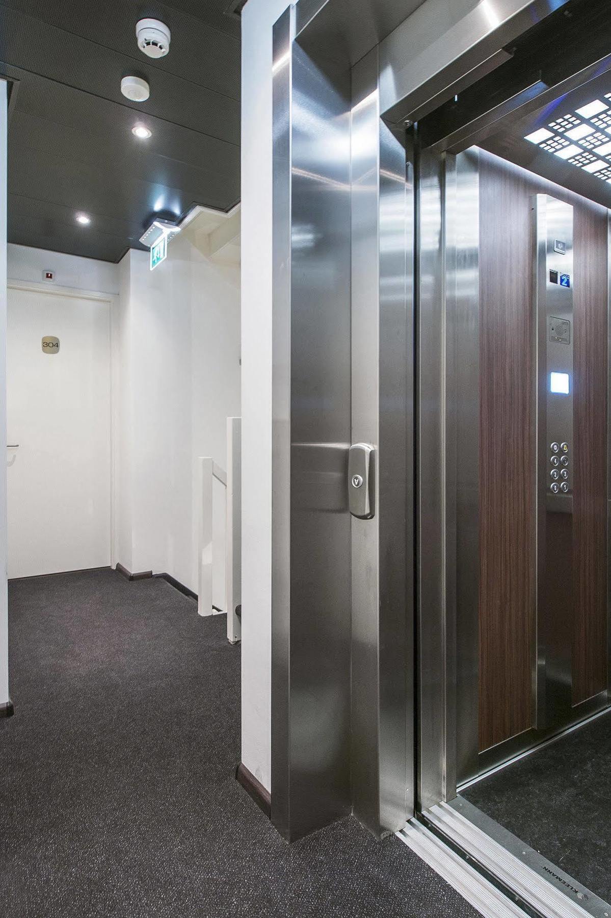 Hotel Larende 3*
